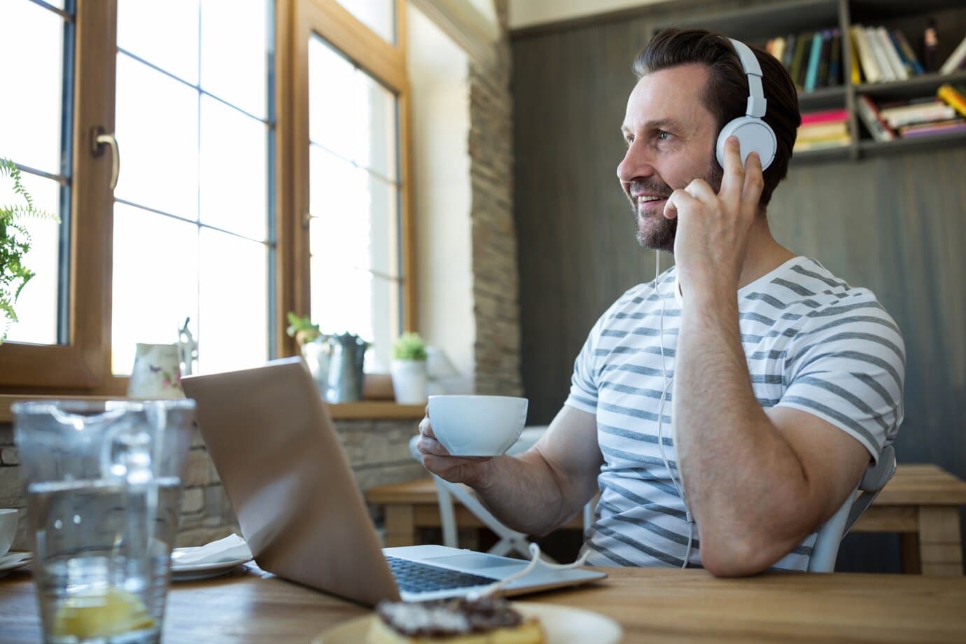 Performance no trabalho remoto X presencial: a verdade sobre a produtividade